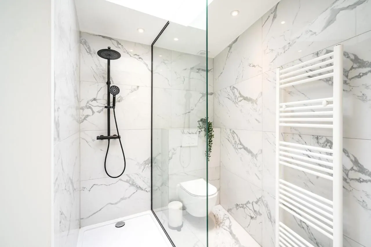 Charming Central Cityflats Anversa Appartamento